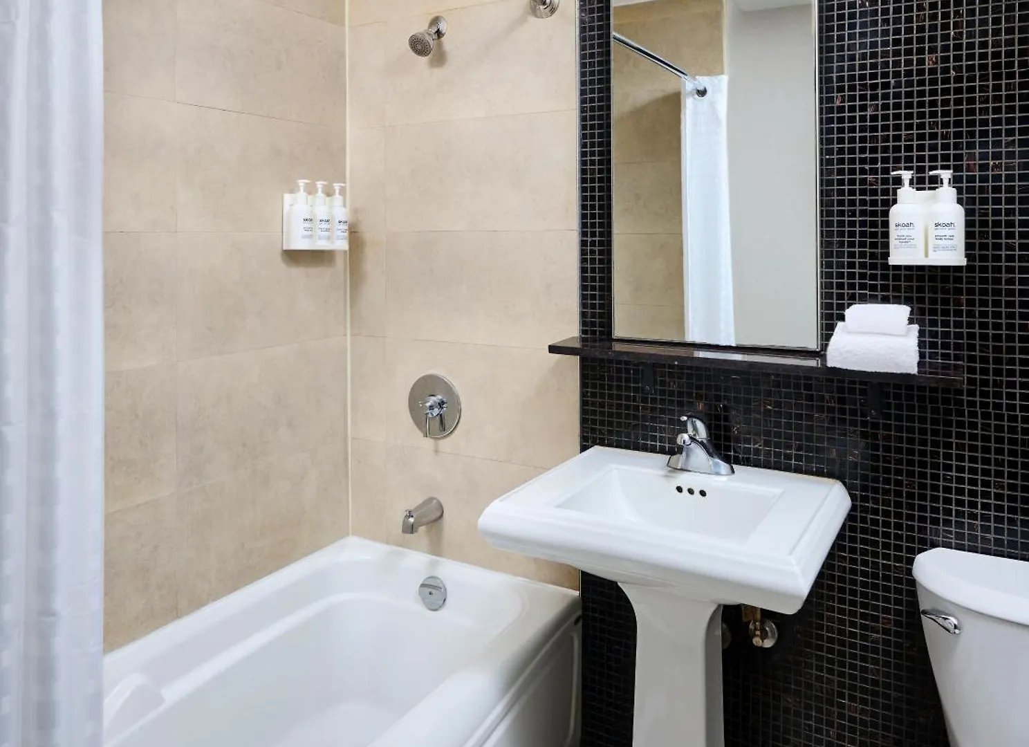 Hotel Victoria Торонто 3*,  Канада