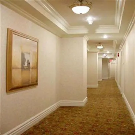Hotel Victoria Торонто